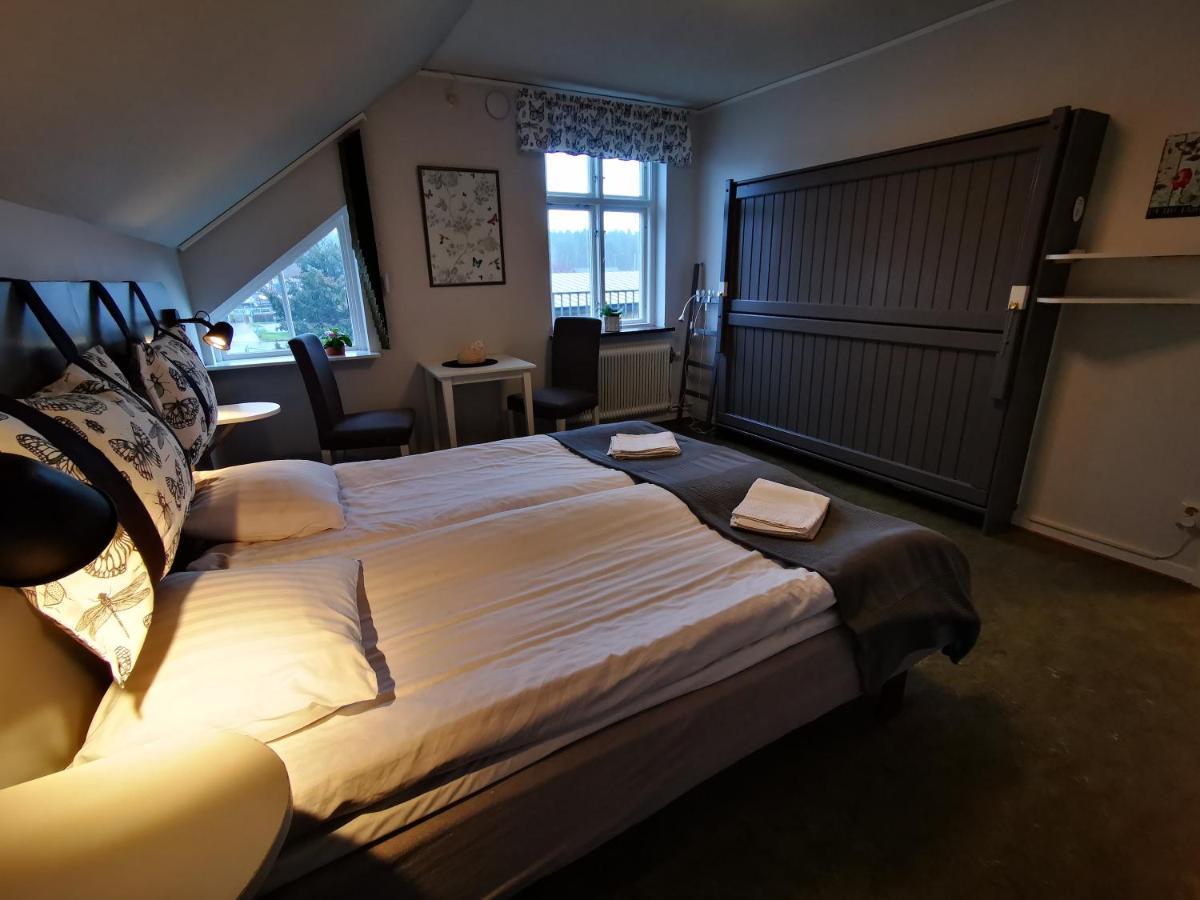 Ahus B&B Och Vandrarhem エクステリア 写真