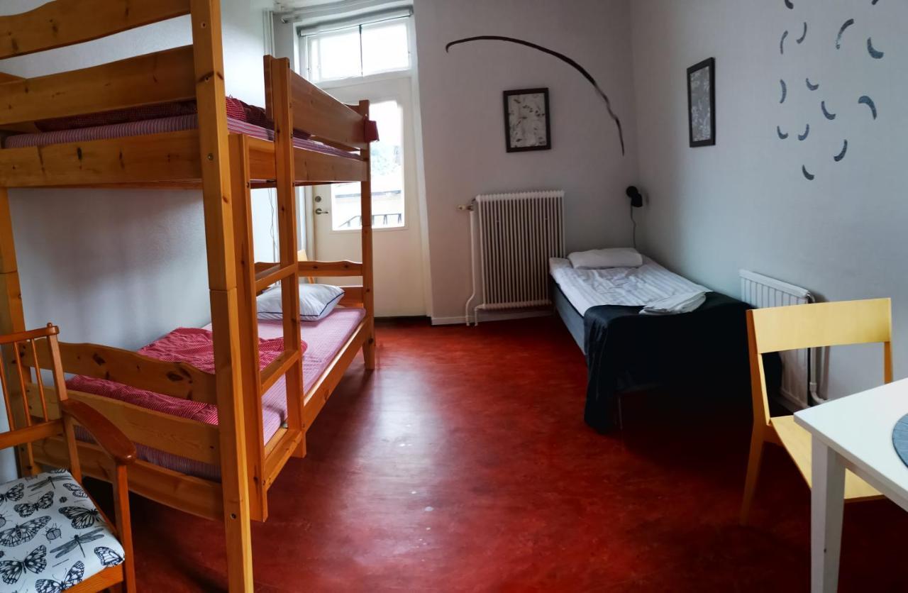 Ahus B&B Och Vandrarhem エクステリア 写真